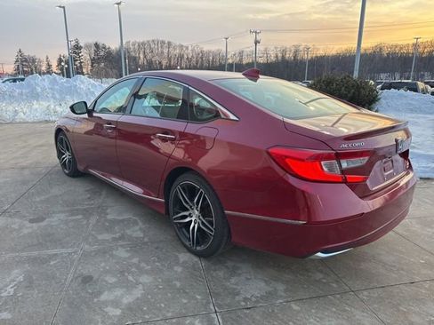 Used 2021 Honda Accord Touring image 5