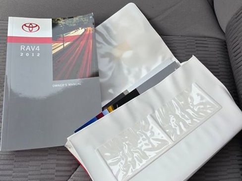 Used 2012 Toyota RAV4 4WD w/ Value Pkg image 22