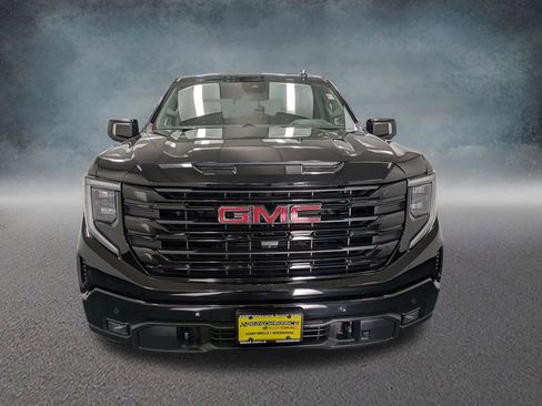Used 2024 GMC Sierra 1500 Elevation w/ Elevation Premium Package AWD/4WD image 2