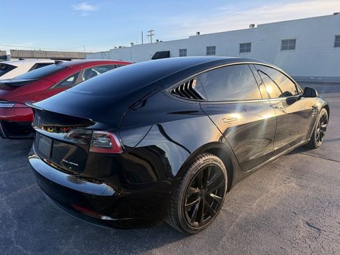 Used 2022 Tesla Model 3 Long Range image 3