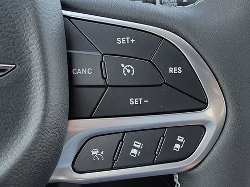 New 2026 Chrysler Pacifica Limited image 16