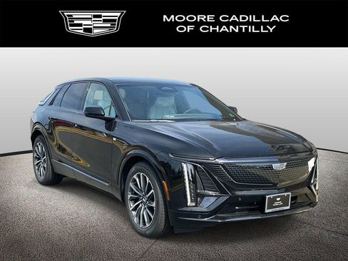 New 2026 Cadillac Lyriq Sport w/ LPO, Floor Liner Package image 1