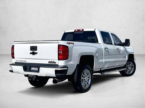 Used 2019 Chevrolet Silverado 2500 High Country w/ Duramax Plus Package AWD/4WD image 2