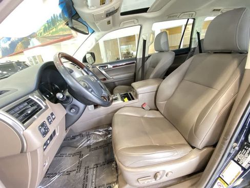 Used 2019 Lexus GX 460 Premium AWD/4WD image 14