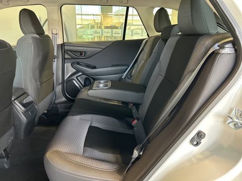 Used 2025 Subaru Outback 2.5i image 24