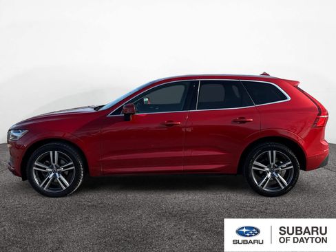 Used 2018 Volvo XC60 T5 Momentum w/ Vision Package image 2