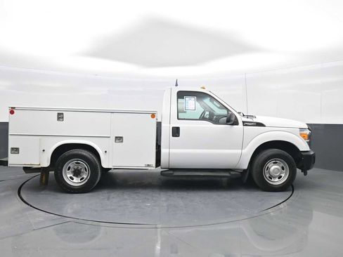 Used 2016 Ford F250 XL RWD image 9