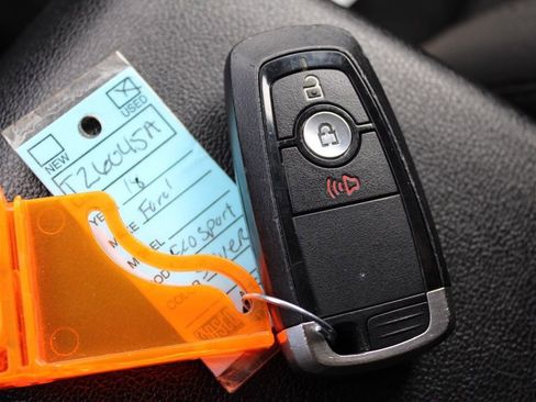 Used 2018 Ford EcoSport SE w/ SE Convenience Package image 33