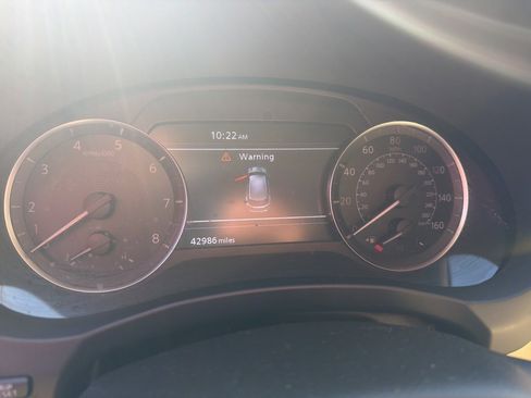 Certified 2021 INFINITI QX50 Luxe image 5