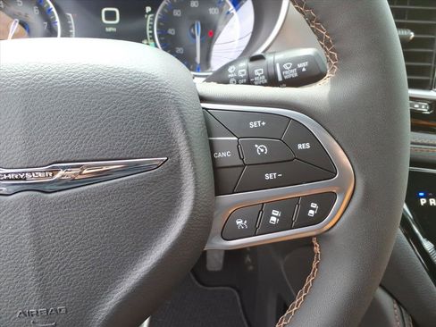 New 2026 Chrysler Pacifica Pinnacle image 20