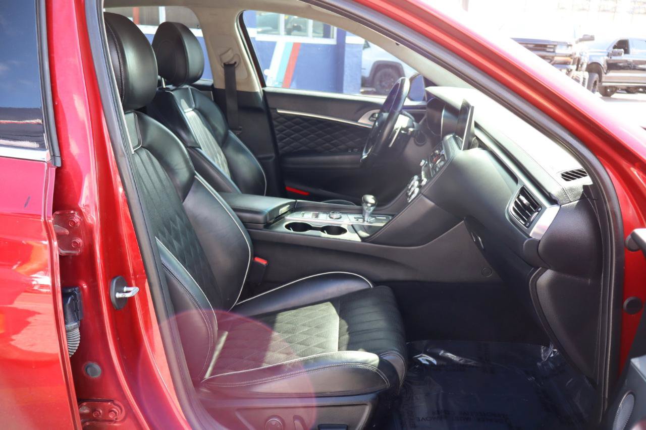 Used 2019 Genesis G70 2.0T Advanced w/ Prestige Package AWD/4WD image 18