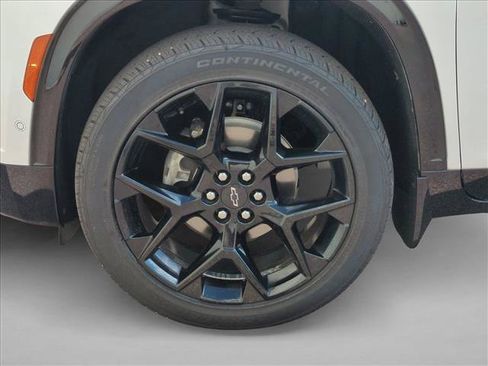 Used 2024 Chevrolet Traverse RS w/ LPO, Floor Liner Package AWD/4WD image 27