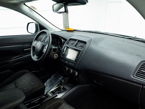 Used 2022 Mitsubishi Outlander Sport ES image 36