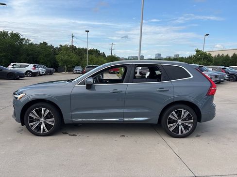 Used 2023 Volvo XC60 B5 Plus w/ Climate Package image 8
