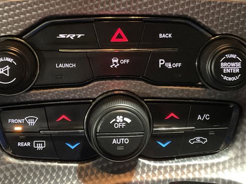 Used 2015 Dodge Challenger SRT Hellcat image 15