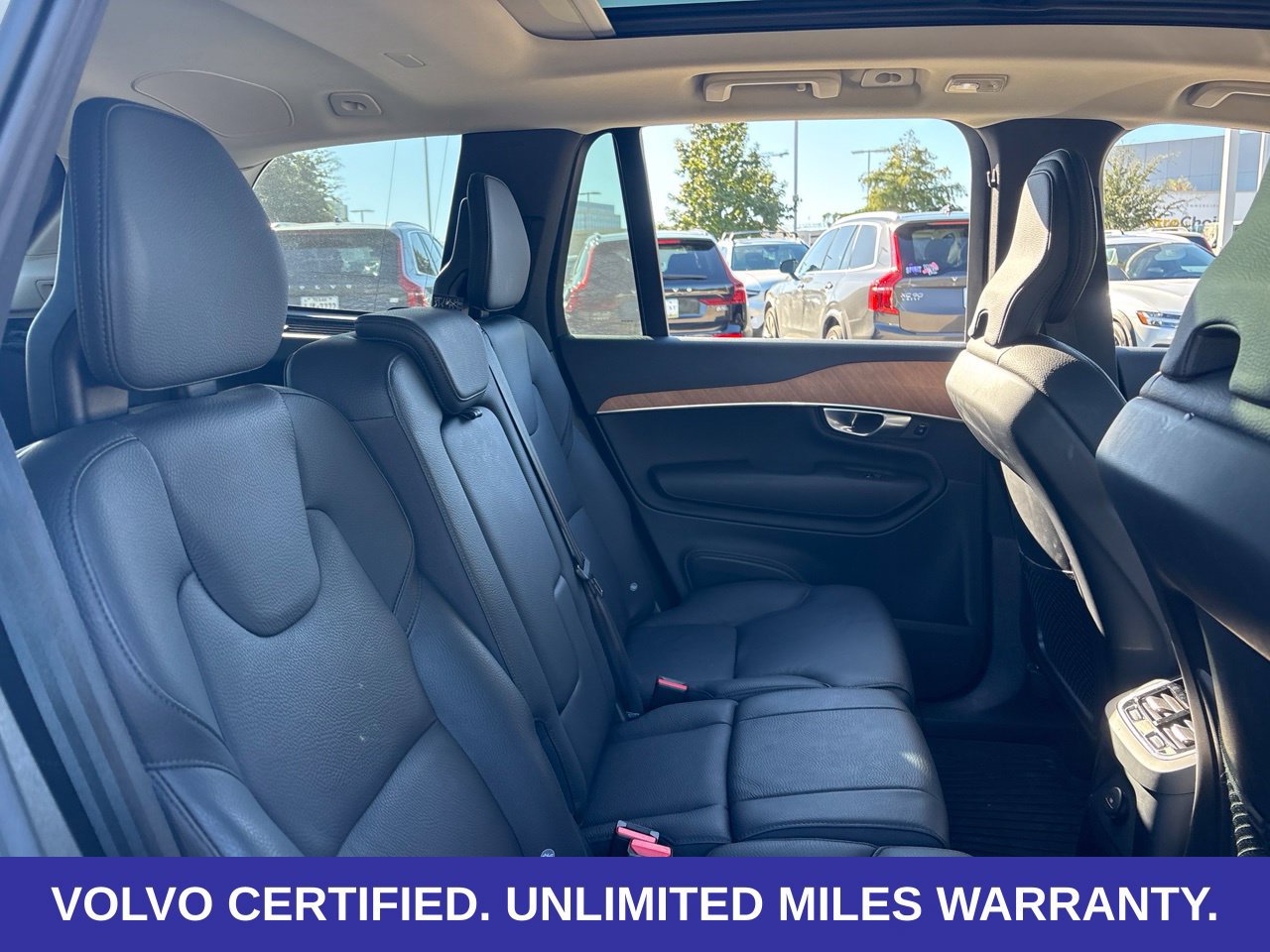 Certified 2024 Volvo XC90 T8 Plus w/ Protection Package Premier AWD/4WD image 12