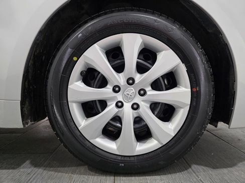 Used 2023 Toyota Corolla LE image 25