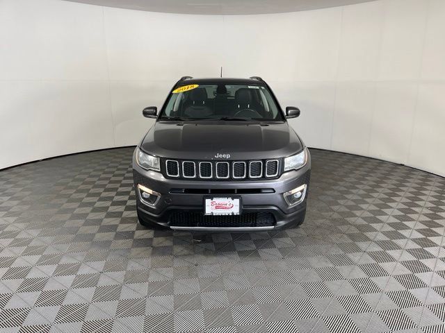 Used 2018 Jeep Compass Limited w/ Navigation Group AWD/4WD image 2