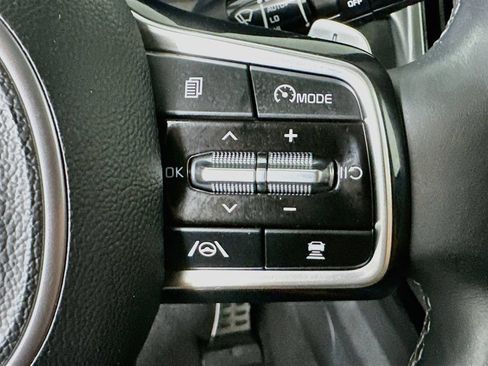 Certified 2023 Kia Sorento SX Prestige AWD/4WD image 12
