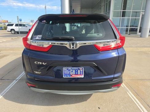 Used 2019 Honda CR-V LX image 4