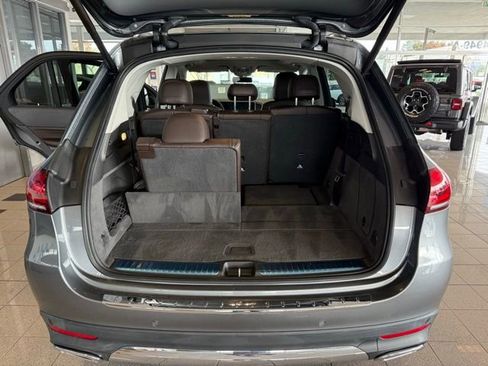 Used 2020 Mercedes-Benz GLE 350 GLE 350 w/ 3rd Row Seat Package image 23