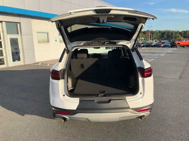 Used 2023 Chevrolet Blazer LT w/ Convenience Package AWD/4WD image 16