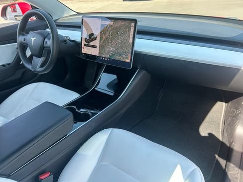 Used 2019 Tesla Model 3 AWD/4WD image 30