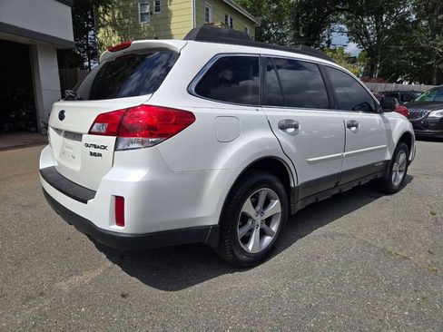 Used 2013 Subaru Outback 3.6R Limited image 5