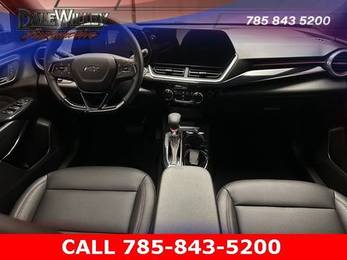 Used 2024 Chevrolet Trax RS w/ Driver Confidence Package image 7