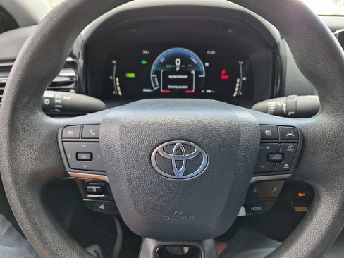 Used 2025 Toyota Camry LE FWD image 20