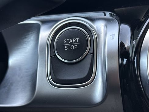 Used 2023 Mercedes-Benz EQB 250+ w/ Exclusive Package image 23