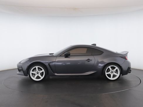 Used 2023 Toyota GR86 Premium image 22