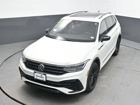 Used 2022 Volkswagen Tiguan SE R-Line AWD/4WD image 27