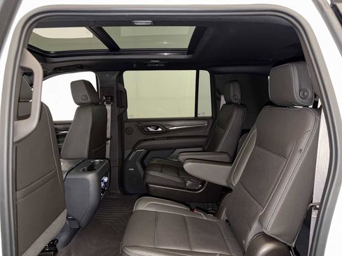 Used 2023 GMC Yukon XL Denali image 21