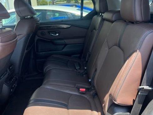 Used 2023 Honda Pilot Elite image 12