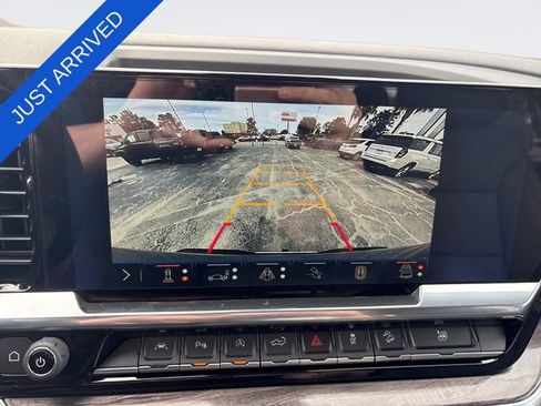 New 2026 Chevrolet Silverado 1500 LTZ w/ Z71 Off-Road Package AWD/4WD image 17