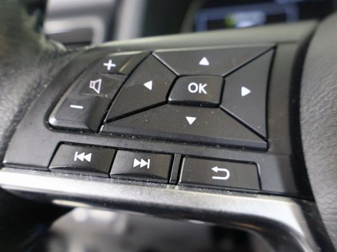 Used 2021 Nissan Leaf SV w/ SV Technology Package image 26