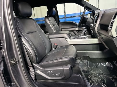 Used 2017 Ford F150 Lariat image 35