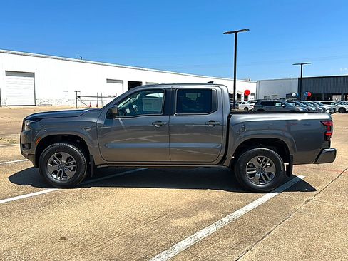 New 2026 Nissan Frontier SV w/ SV Convenience Package AWD/4WD image 5