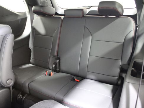 Used 2024 Chevrolet Traverse RS w/ LPO, Floor Liner Package image 20