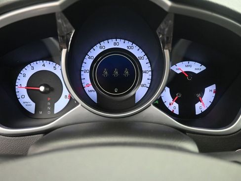 Used 2011 Cadillac SRX Premium FWD image 18