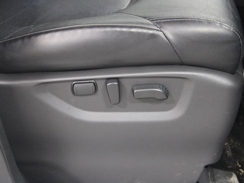 Used 2024 Nissan Armada SL image 28