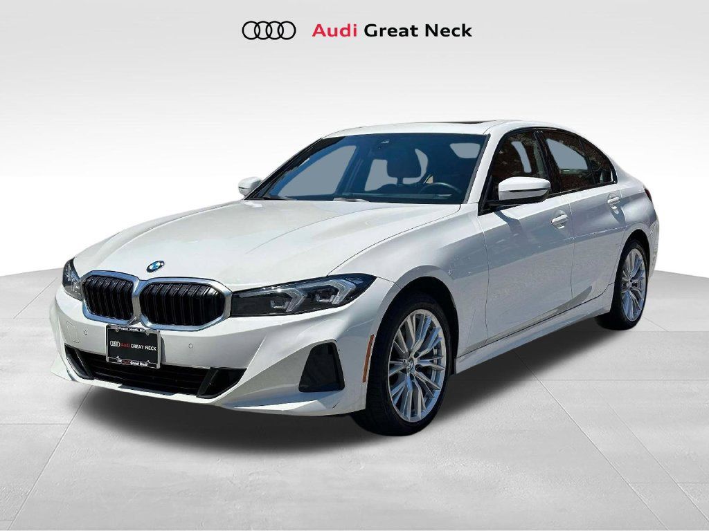 Used 2023 BMW 330i xDrive Sedan w/ Premium Package AWD/4WD image 1