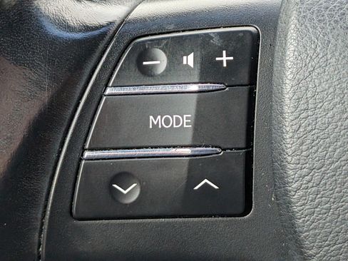 Used 2010 Lexus RX 350 2WD image 25