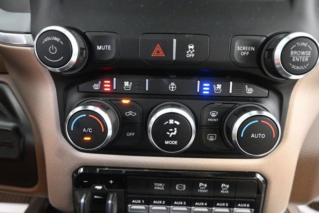 Used 2022 RAM 3500 Laramie AWD/4WD image 14