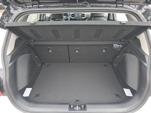 New 2026 Hyundai Venue SEL FWD image 16