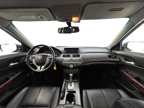 Used 2010 Honda Crosstour EX-L image 17