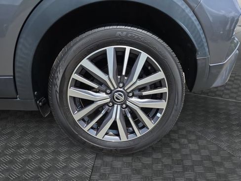 Used 2021 Nissan Kicks SV FWD image 32