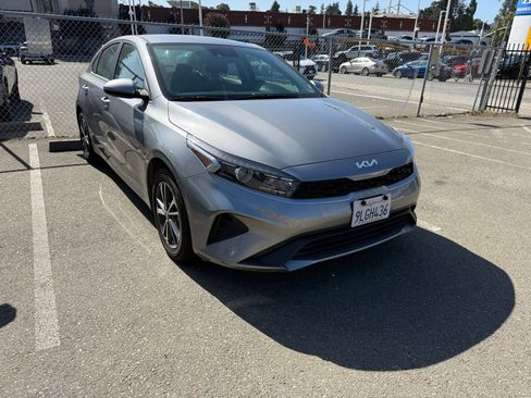 Used 2024 Kia Forte LXS FWD image 7
