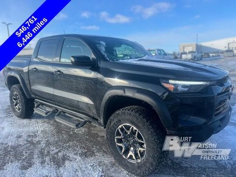 Used 2025 Chevrolet Colorado ZR2 w/ Technology Package image 8